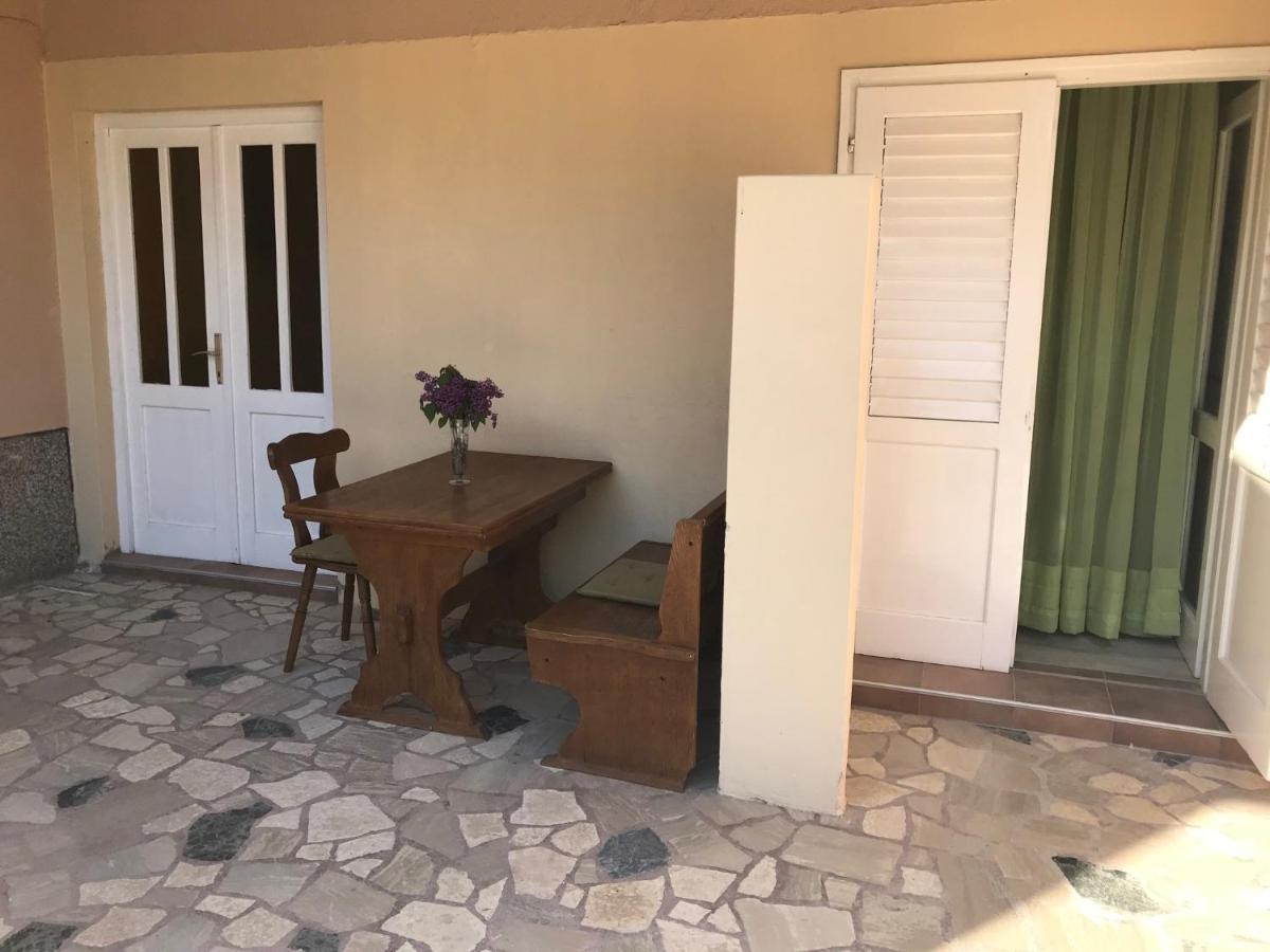 Double Rooms With Terrace Tomica Baska  Exterior photo